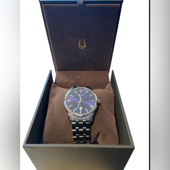 Bulova Men's Silver Tone Metal Watch - Picture 7 of 10